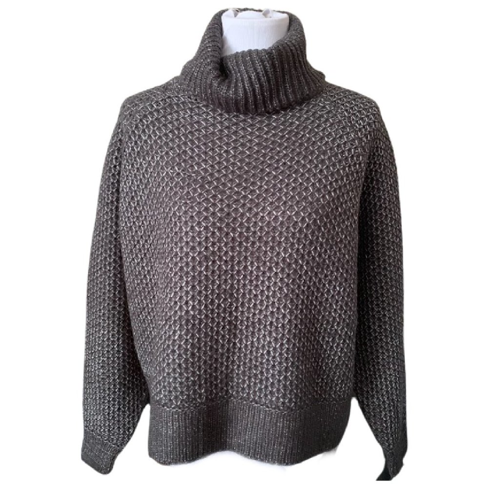 NWT Charcoal Turtleneck Sweater - Picture 3 of 5